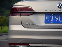 2018款 380TSI 两驱旗舰版