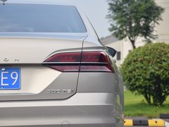 2018款 380TSI 两驱旗舰版