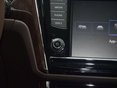 2018款 380TSI 两驱旗舰版
