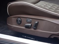 2018款 380TSI 两驱旗舰版