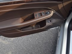 2018款 380TSI 两驱旗舰版