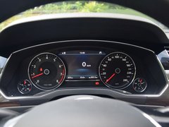 2018款 480 V6 四驅旗艦版