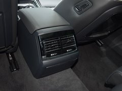 2018款 480 V6 四驱旗舰版