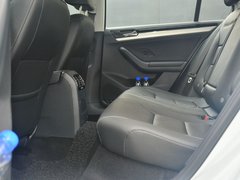 2017款 180TSI 自动臻享版