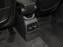 2019款 sDrive18Li 时尚型