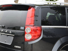2018款 经典版 2.0T 手动四驱尊贵型