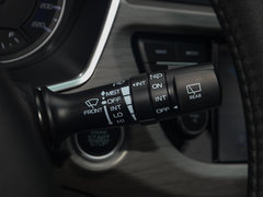 2017款 1.5L 自动尊贵型