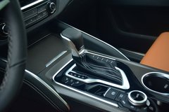 2017款 2.0T 自動四驅(qū) 天狼星