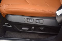 2017款 2.0T 自动四驱 天狼星