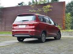 2017款 1.5T 手动乐活幸福型