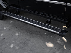 2017款 2.3T 自动建军90周年纪念版