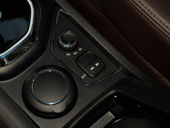 2017款 2.3T 自动建军90周年纪念版