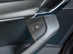 2018款 旅行版 TSI230 DSG豪华版