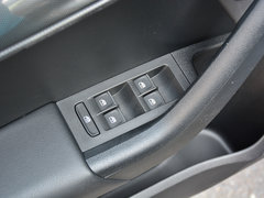 2018款 旅行版 TSI230 DSG豪华版