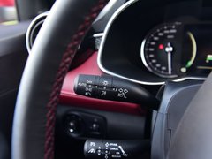 2017款 20T 自动Trophy尊享互联网版