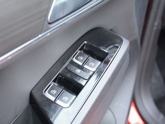 2017款 20TGDI 自动两驱进取型