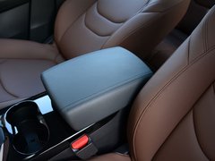 2017款 20TGDI 自动两驱领先型