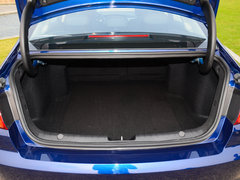 2018款 1.4T 自动尊贵智联型