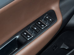 2018款 1.4T 自动尊贵智联型
