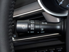 2018款 1.4T 手动精英智联型