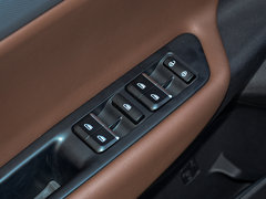 2018款 1.4T 自动尊贵智联型