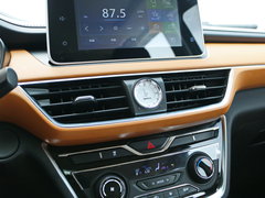 2018款 1.5L 手动标准型 国V