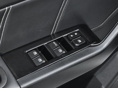 2017款 1.5L 手动铂金版