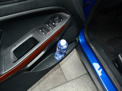 2018款 2.0L 自动四驱尊翼型