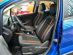 2018款 2.0L 自动四驱尊翼型