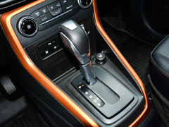 2018款 2.0L 自动四驱尊翼型