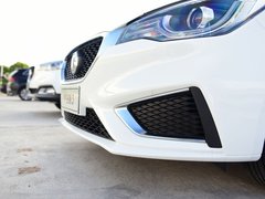 2017款 1.5L 自动尊享互联网版