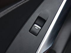 2018款 2.0L 自动两驱蓝天品位版