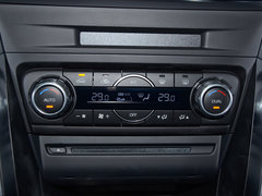 2018款 2.0L 自动两驱蓝天品位版
