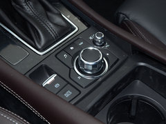 2018款 2.0L 自动两驱蓝天品位版