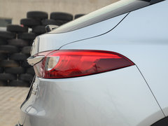 2018款 2.0L 自动两驱蓝天品位版