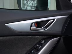 2018款 2.0L 自动两驱蓝天探索版 国V