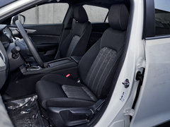 2018款 2.0L 自动两驱蓝天活力版 国V