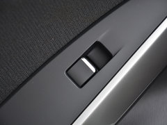 2018款 2.0L 自动两驱蓝天活力版 国V