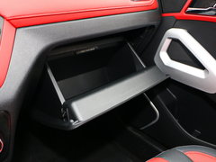 2018款 1.5L 智驱版 手动豪华智能型