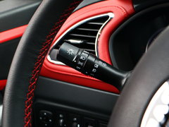 2018款 1.5L 智驱版 手动豪华智能型