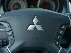 2018款 3.0L 自动尊贵版