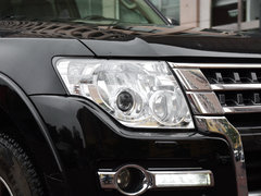 2018款 3.0L 自动尊贵版