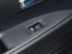 2018款 2.0L 两驱荣耀版 5座