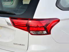 2018款 2.0L 两驱嘉乐版 7座