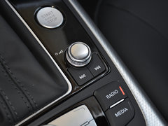2018款 30周年年型 35 TFSI 运动型