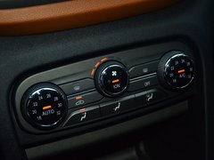 2018款 1.5T 自动尊贵型