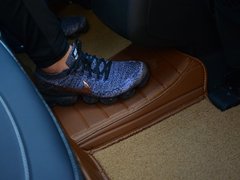 2018款 1.5T 自动尊贵型