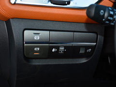 2018款 1.5T 手动凯旋版