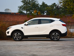 2018款 1.5T 手动凯旋版