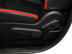2017款 1.6L 手动名士版